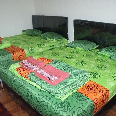 Riverrun Home Bogor Luaran gambar